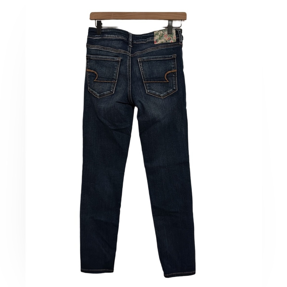 American Eagle Outfitters Dark Blue Skinny Jeans size 6 straight legged - Picture 2 of 11